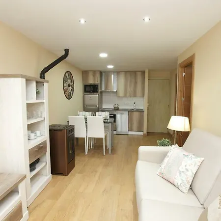 Vivienda Vieja Cepa * נוחה